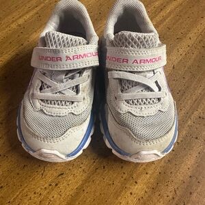 Under Armour Kids' Gray Sneakers with Pink Accents